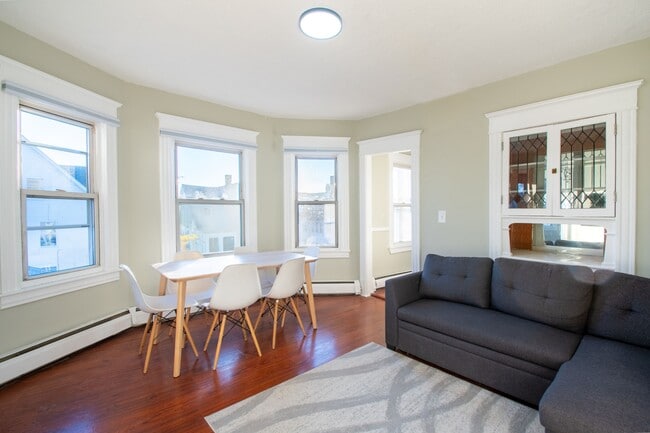 312 Franklin St Unit 2