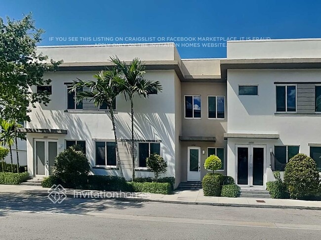 Building Photo - 6450 NW 103rd Pl