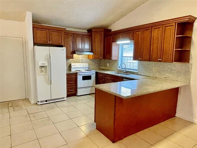 Photo - 9133 NW 48th St