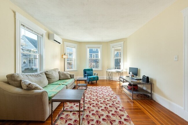 Photo - 21 Ericsson St Unit 2