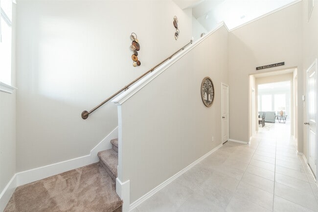 Photo - 1915 Meadow Trail Dr