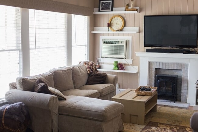 Photo - 216 Hayter St