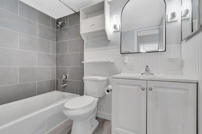 Photo - 1271 NW 13th St Unidad 433-C