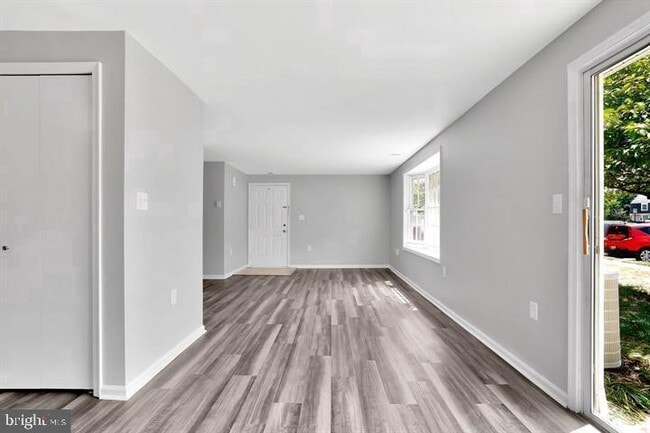 1237 Danielle Dr