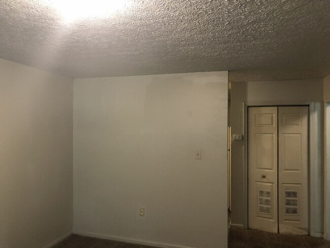 Photo - Russell's Chester Duplexes Unit 214 Sarah St