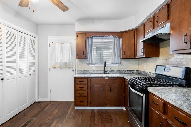 Photo - 4031 Vistula Rd