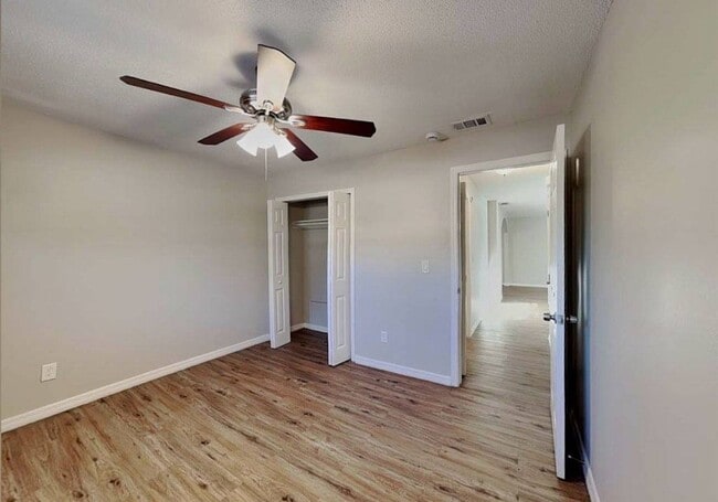 Photo - 4386 Signal Hill Rd