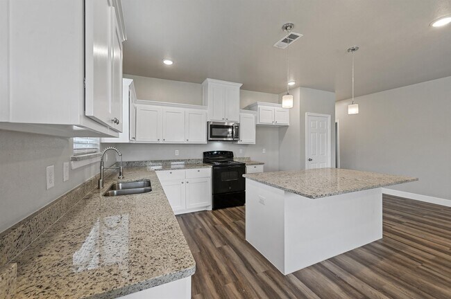 Photo - 4210 Park St