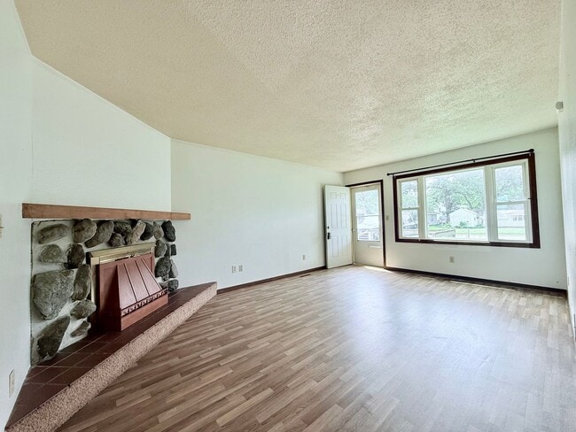 Photo - 204-206 Elm Street Unit 206 Elm Street