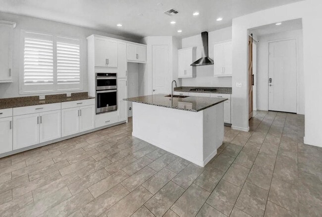 Building Photo - 6418 W Mark Ln