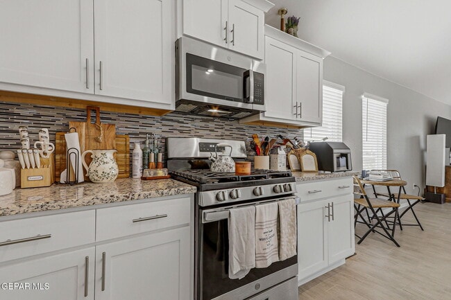 Photo - 13977 Margaret Ponce Ave