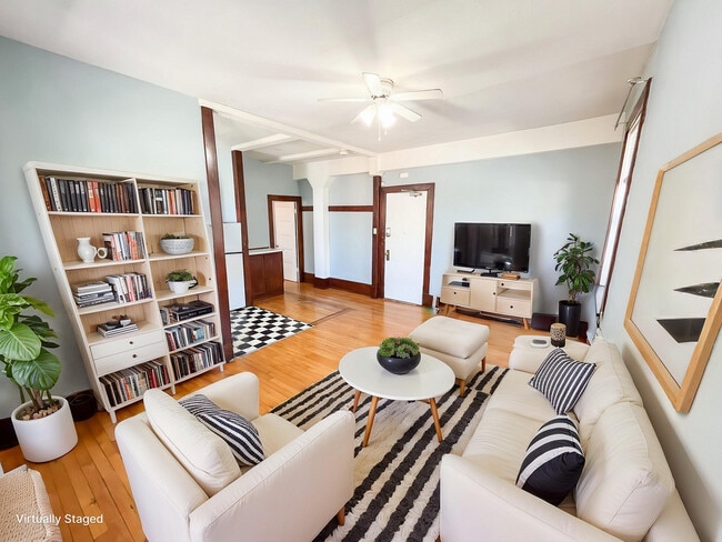 Building Photo - Parkview Manor