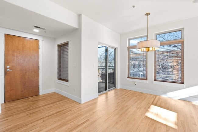 dining area - 1080 E 13th Ave Unit 301