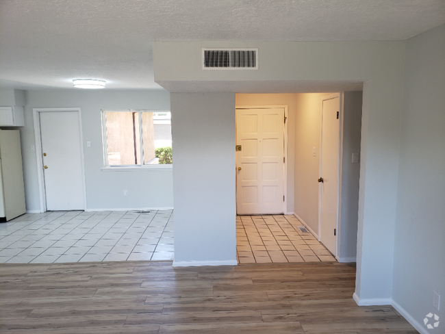 Building Photo - 5312 Calle Nuestra NW Rental