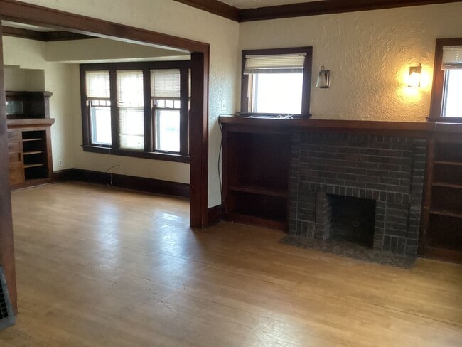 Photo - 2450 N Buffum St Unit 2450 (Lower)