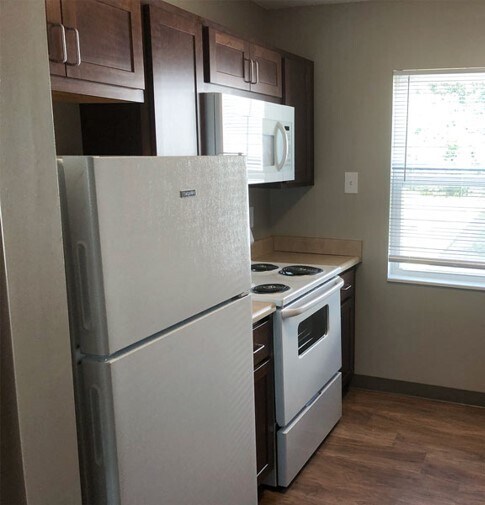 Photo - Cavelier Court Apartments