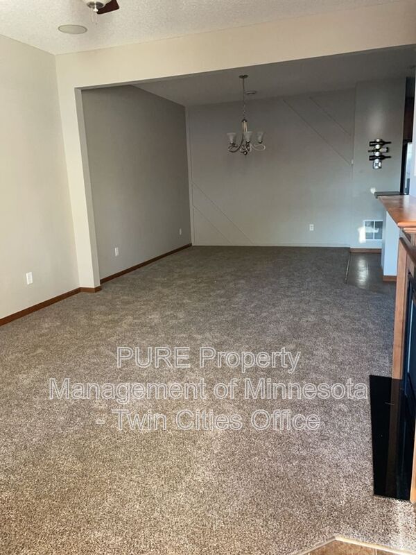 Photo - 3314 Hazel Trail