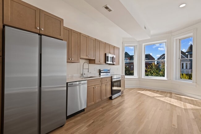 Photo - 2245 Eutaw Pl Unidad 2