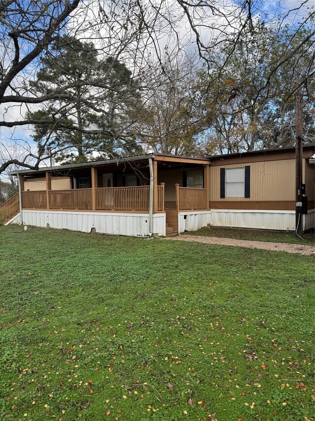 Building Photo - 36022 Lomax Rd