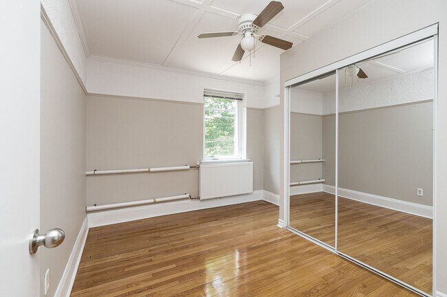 Photo - 100 Vaughan Rd