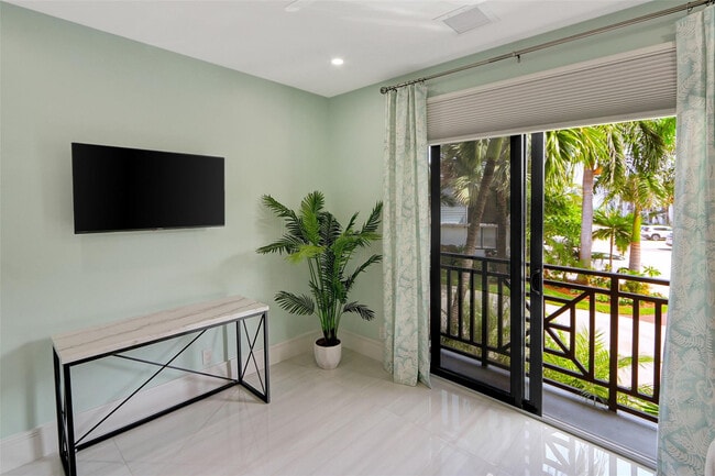 Photo - 1575 S Ocean Ln Unit 279