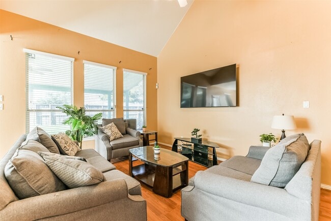 Photo - 2889 Flower Creek Ln