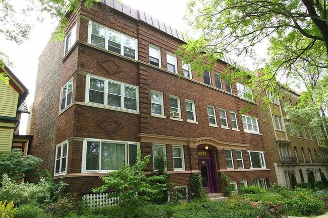 Building Photo - 2572 N Prospect Ave Unit G Rental