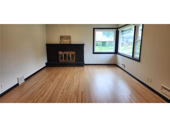 Photo - 6115 Colfax Ln S