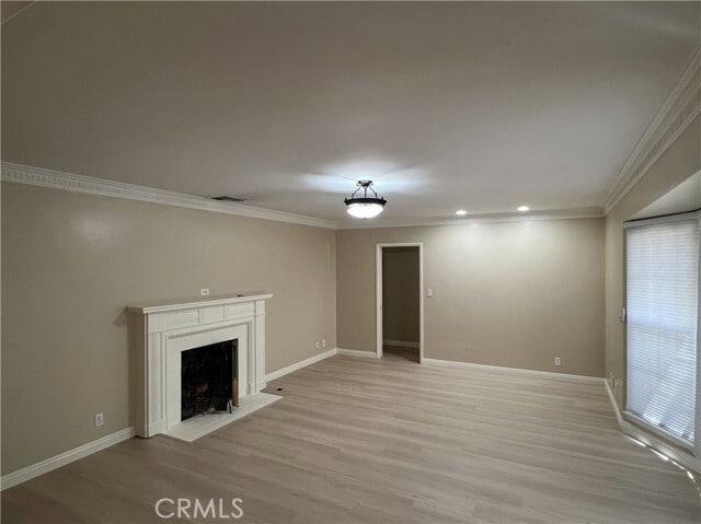 Building Photo - 1601 Rodeo Rd Rental