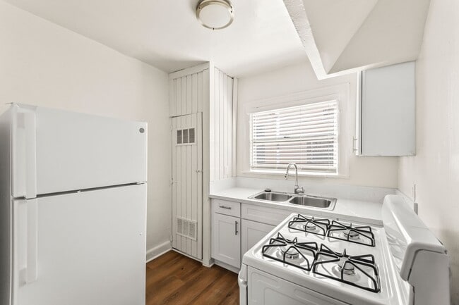 Photo - 314/316 W 50th St. Unit 314 3/4 W 50th