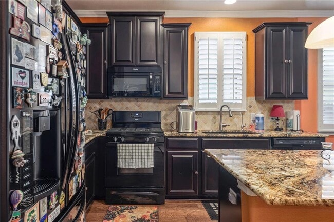 Photo - 133 Camden Cove