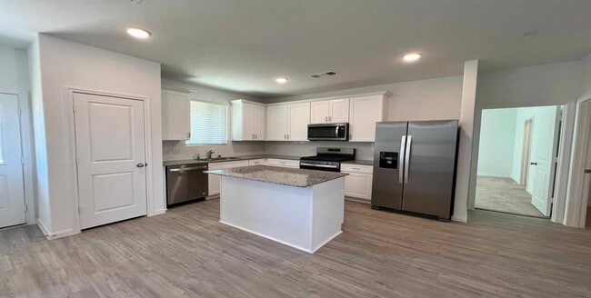 Photo - 330 Shady Cedar Hl Ln