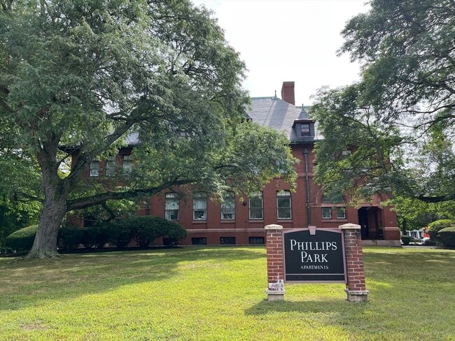 Photo - 324 Washington St Unit 103