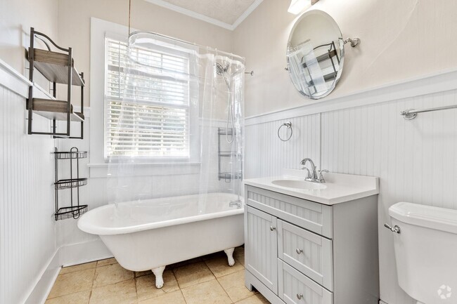 Building Photo - Renovated Bungalow In Lyman - ELECTRICITY ... Rental