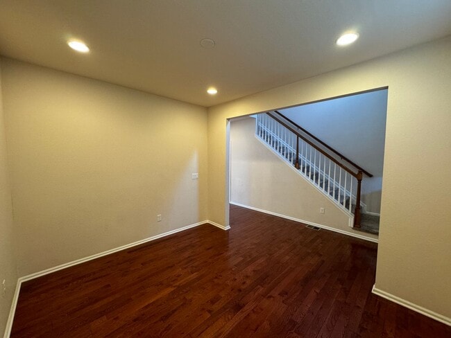 Photo - Well maintained Home with 4 bedrooms 3 bat...