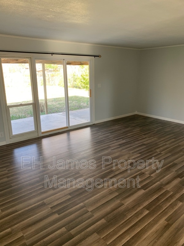 Photo - 5214 S Delaware Pl