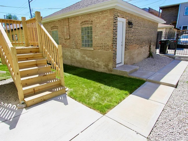 Photo - 7940 S Green St Unit #2