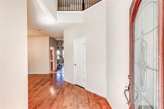 Photo - 1604 Greenside Dr