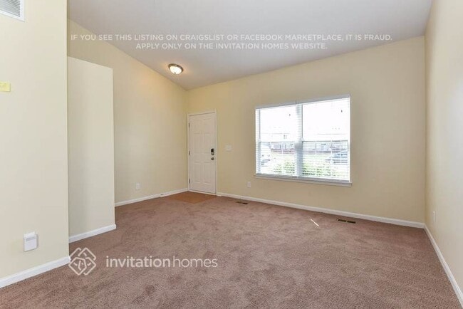 Photo - 631 Edward Dr