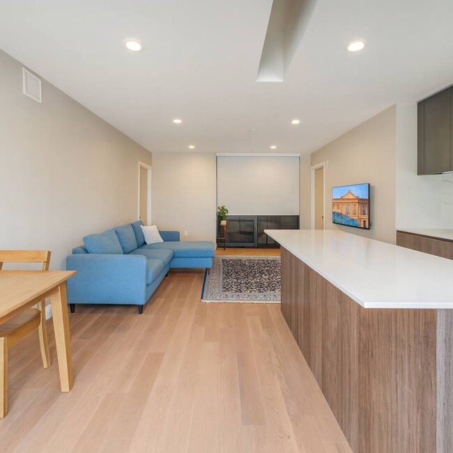 Photo - 230 7th St Unit 704