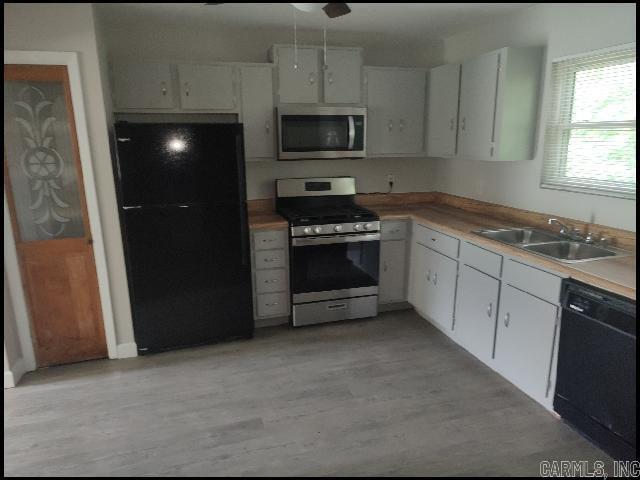13 Dawn Ct