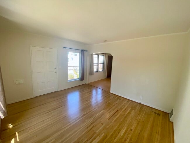 Photo - 5708 8th Ave NW