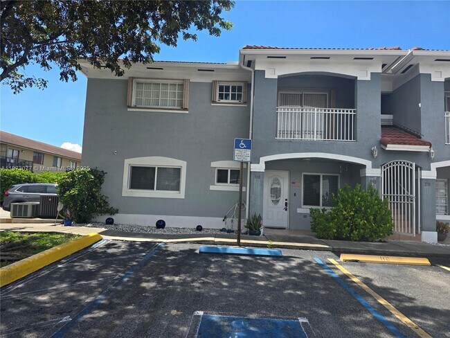 Building Photo - 2850 W 80th St Unit 110-4 Rental
