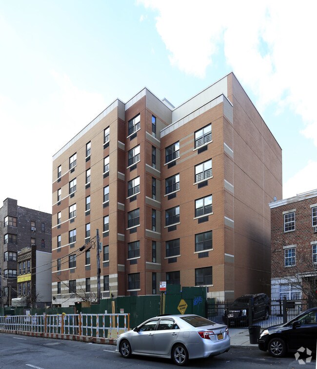 Photo - 1969 Washington Ave Apartments