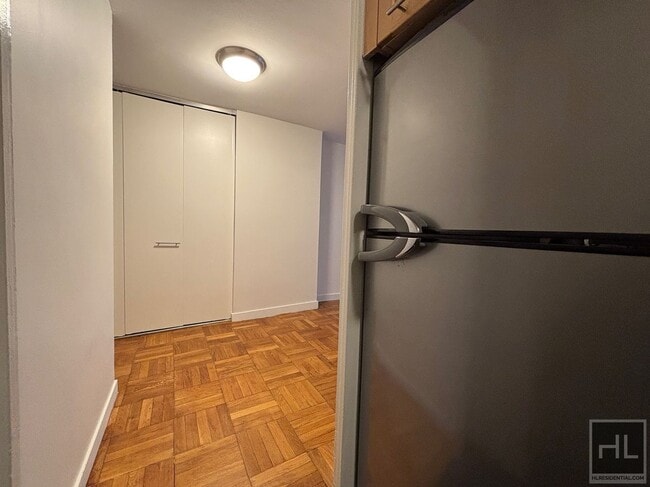 Photo - Fourth Avenue Unit 14L