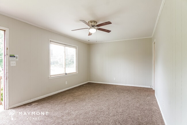 Photo - 2311 5th E St