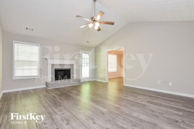 Photo - 1517 River Song Way