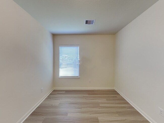 Photo - 22422 Bauer Canyon Dr