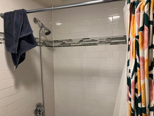 Photo - 178 Boston Ave Unit R