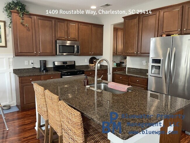 Photo - Spacious 4 Bed, 2.5 Bath Available April 1, 2026